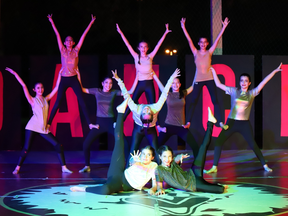 dance (2)